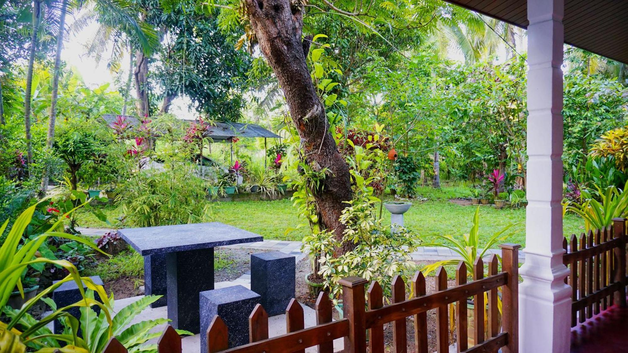 Lake Island Home Stay Dambulla Extérieur photo