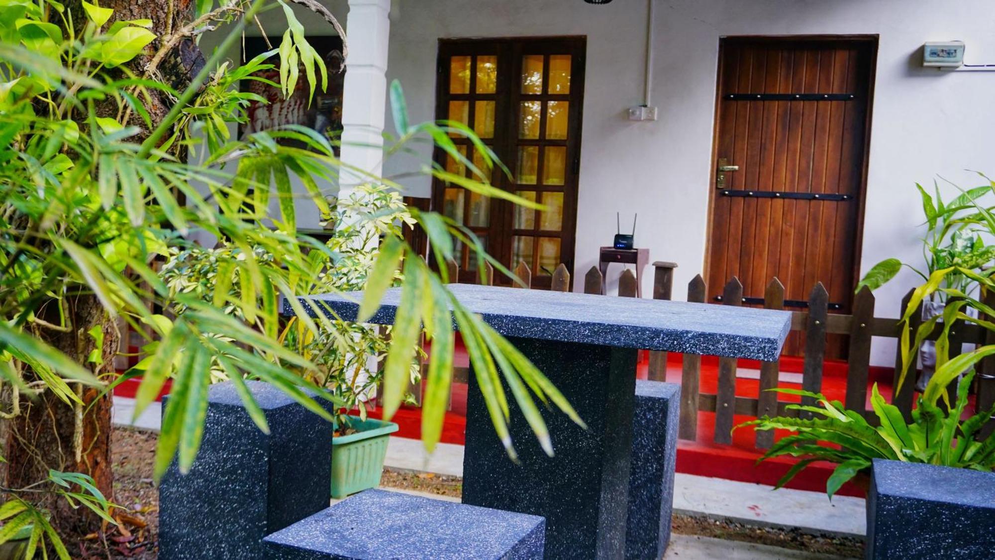 Lake Island Home Stay Dambulla Extérieur photo